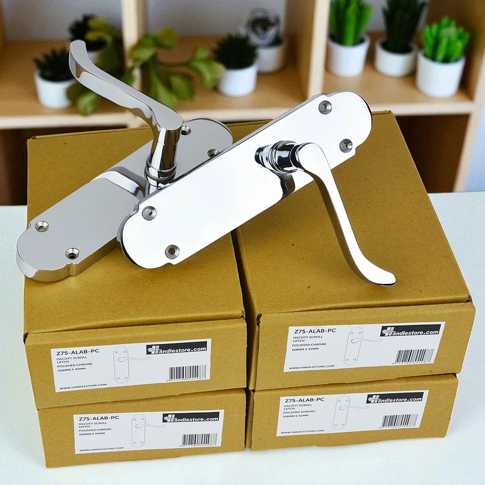 Door handles Chrome Polished Pack of 4 (pairs) Shaped Scroll 168mm x 42mm - Image 3 of 4