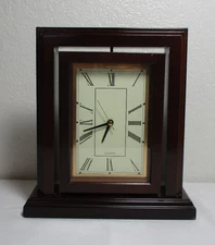 Beautiful Wood Quartz Desk/Mantel Clock & Photo Swivel Clock