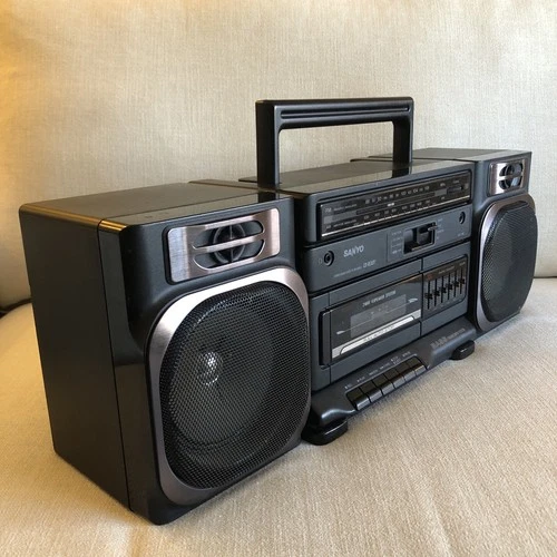 VTG 90s Sanyo M9100 Boombox Radio Cassette Tape Player Portable Stereo Tested