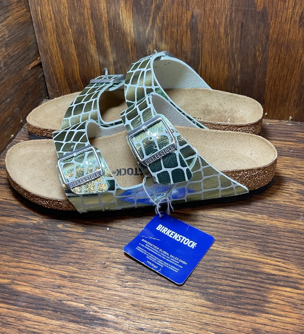 Birkenstock Arizona Gator Gleam Metallic Green Sandals Women’s Size 9 - 40 image 2