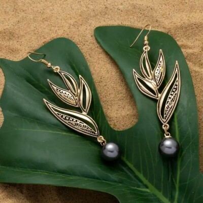 Tribal Bird of Paradise Pearl earrings