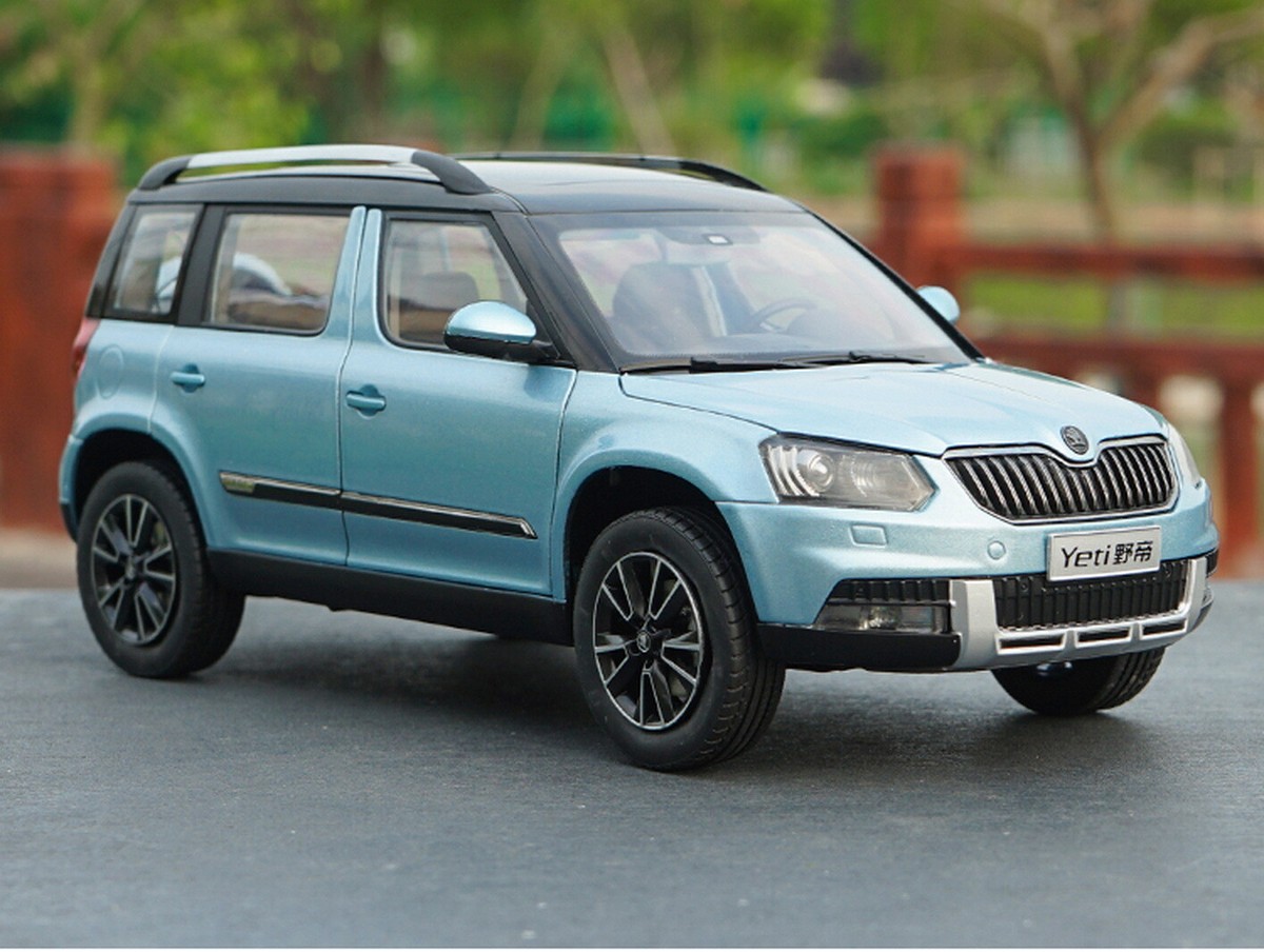 1/18 シュコダ Yeti 1/18 Scale VW Skoda Yeti SUV Blue Diecast Car Model
