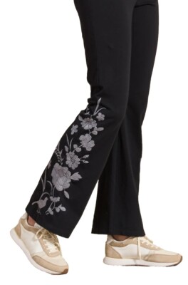 NWT Johnny Was Black Gray Embroidered  Celina High Waist Baby Flare Leggings  M