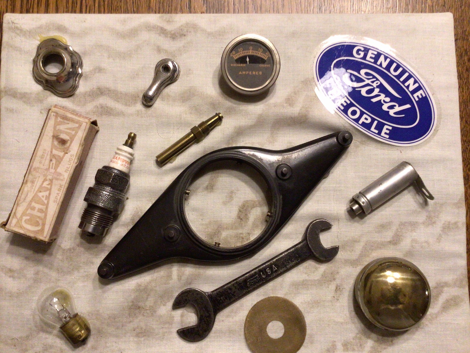 1928 FORD MOTOR COMPANY MODEL A  CAR PARTS and 1928 MAGAZINE ADVERTISEMENT