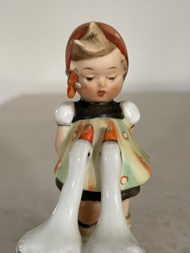 Vintage 1950-1955 Hummel Figurine #47 GOOSE GIRL 4.25” TMK-2 Full Bee / Germany - Picture 5 of 11