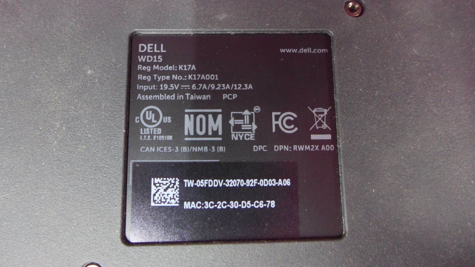 Genuine Dell XPS 9370 Alienware 17 R3 USB-C 4K Docking Station WD15 K17A 5FDDV