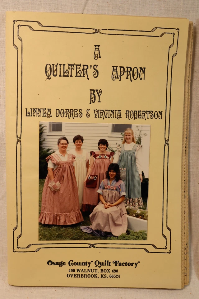 Vintage Apron Patterns sewing craft never used A Quilters Apron etc - Image 2 of 4