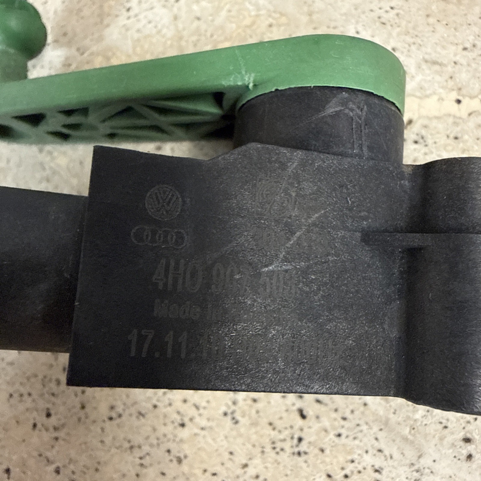 Bentley Motors Level Sensor 4H0907503