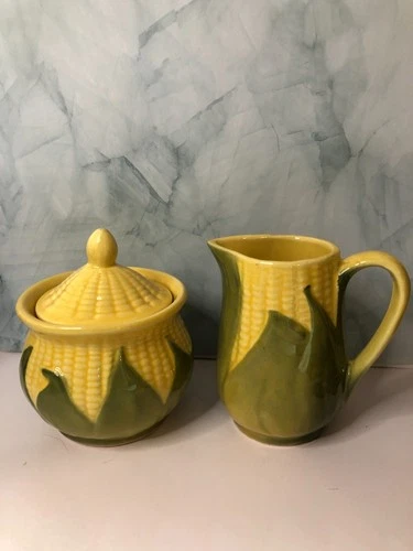 Shawnee Pottery Corn King Sugar Bowl with Lid 78 & Creamer 70 Set Retro Vintage