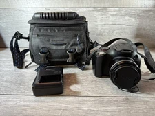 Canon PowerShot SX40 HS Digital Camera 12.1 MP. Carry Case, Battery Charger