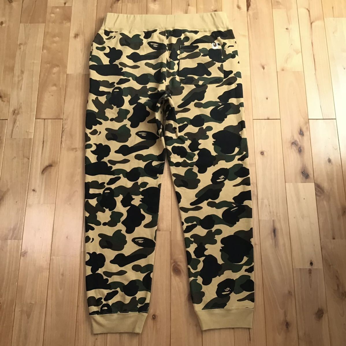 A BATHING APE イエローカモ シャーク スウェットパンツ BAPE ☆XL☆ 1st camo yellow シャーク スウェットパンツ a bathing