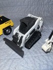 3 Mini Excavator NZG 1:35 Scale Kramer-Allrad-O&K & Ertl Bobcat Skidsteer Toys — photo 3