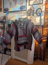 Artesanias Baja Hoodie Pullover Drug Rug Jerga Black Red White