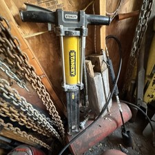 Stanley SPL-31  Hydraulic T Handle Breaker 