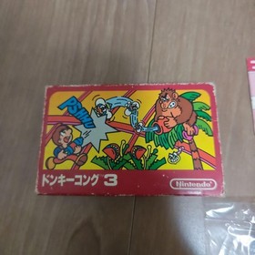 Donkey Kong 3 HVC-DT Famicom Nintendo NES Japan Import Manual Included