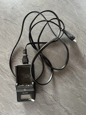 Cellonic Ladegerät Model: 300001 AC 100V-240V 50/60Hz 0.15A