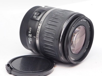 Canon EOS EFS 18-55mm f/3.5-5.6 Objektiv, passend für APS-C DSLR-Kamera, LC70