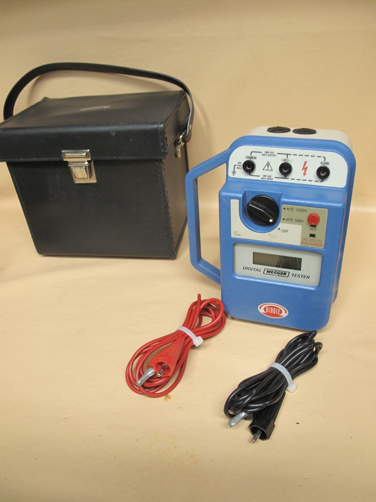 Biddle 210600 digital megger insulation continuity tester portable