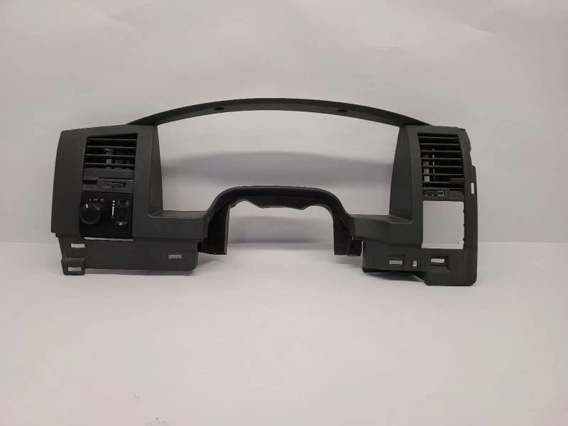 Dodge Durango 2004-2009 velocímetro bisel embellecedor  Foto 2 de 4