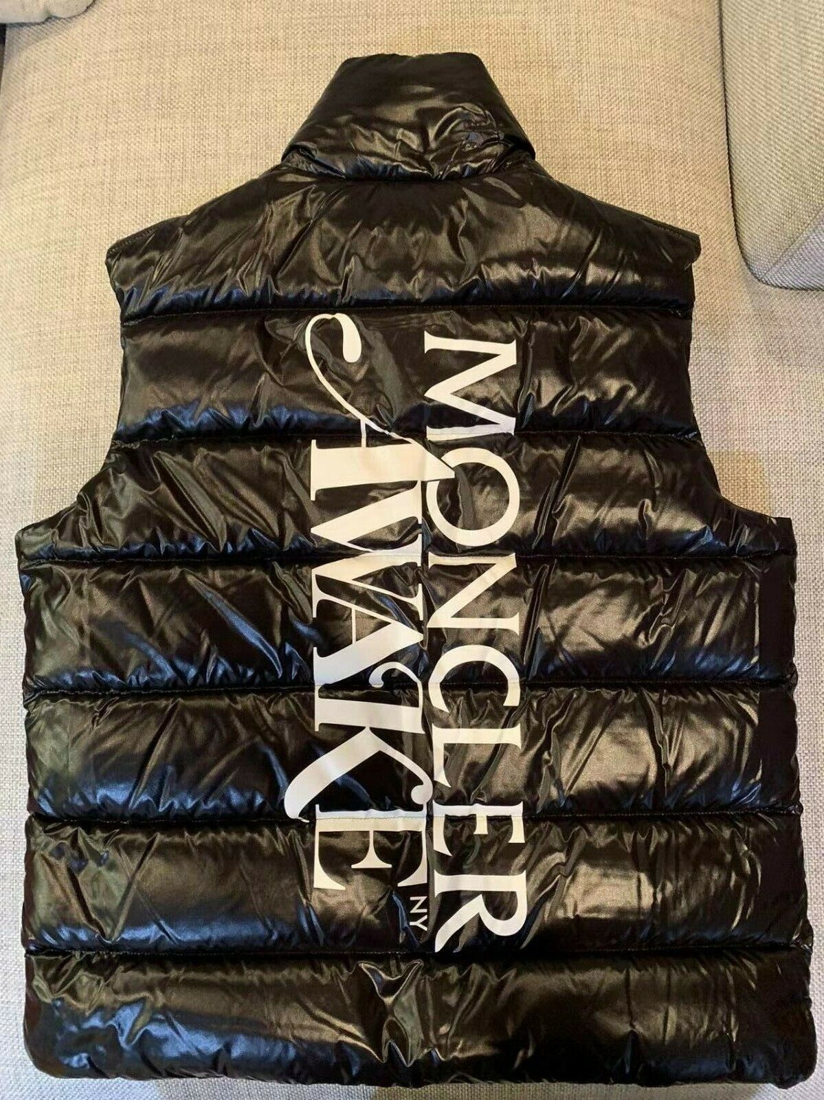 MONCLER 1952 Awake Ny Parker Gilet Vest Down Size XL (4) Black MONCLER 1952 Awake Ny Parker Gilet Vest Down Size XL (4) Black
