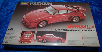 Revell Germany 1/24 Premium Gemballa Avalanche Kit #7160