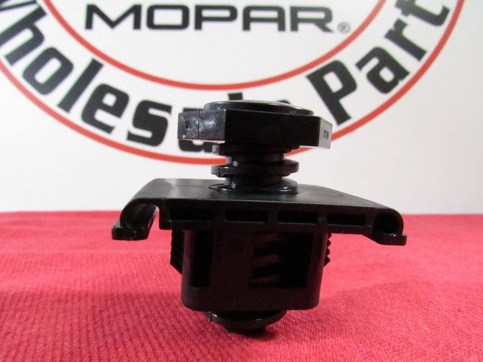 Amortiguador de parachoques de capó ajustable para camioneta Dodge RAM NUEVO OEM MOPAR Foto 4 de 4