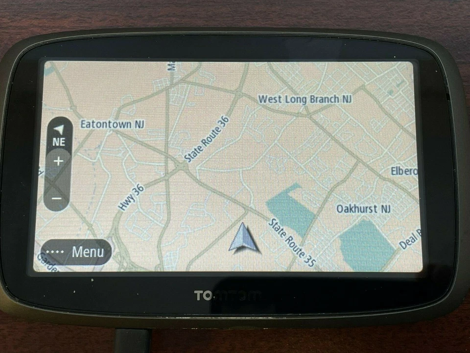 TomTom GO 500 Automotive Mountable LIFETIME MAPS - NOT WORKING & FOR PARTS ONLY - Image 2 of 4