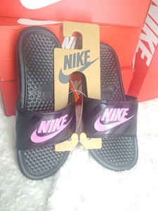 womens nike slides size 6