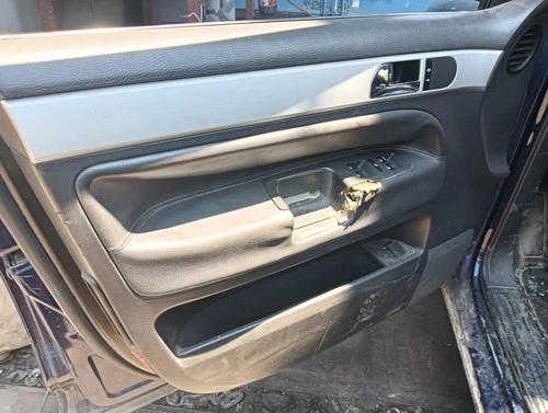 3D1837016 Cerradura Puerta Trasera Derecha para VOLKSWAGEN TOUAREG (7LA) 9297448 - Imagen 5 de 10