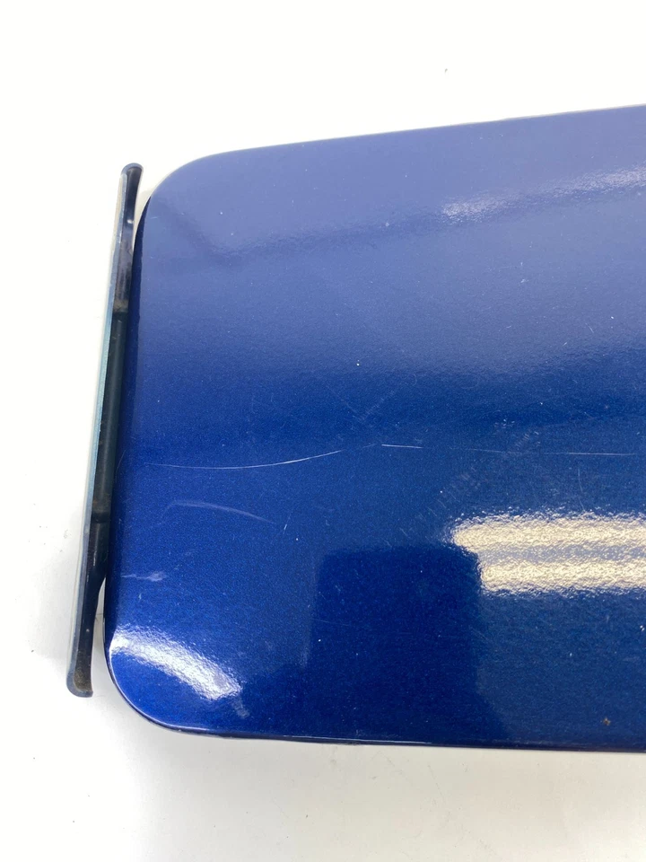 2012-2019 Nissan Versa SEDAN Fuel Filler Door Tank Gas Lid Cover Assy OEM Foto 3 de 4