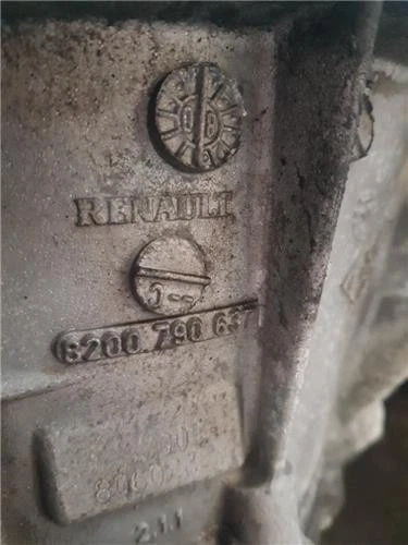 Caja Cambios Manual Renault megane iii fastback bz0 15 dci - Imagen 3 de 3