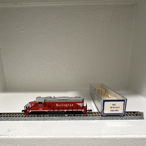 Luz analógica de CC Life Like N Scale GP-20 diésel Loco Burlington 900 MPN 7243 | Condition: New: Other (See Details)