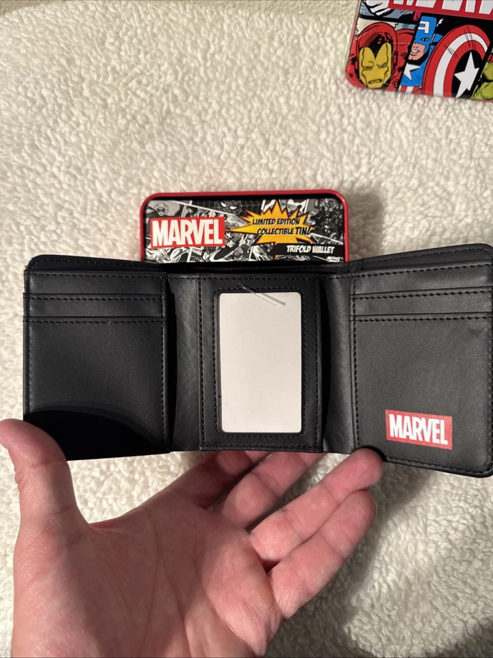 Marvel Captain America Collector Tin Trifold Wallet New - Image 3 of 4