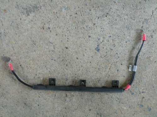 BMW 3er E90 E91 Pluskabel Anlasser-Stützpunkt 7795637 7795638