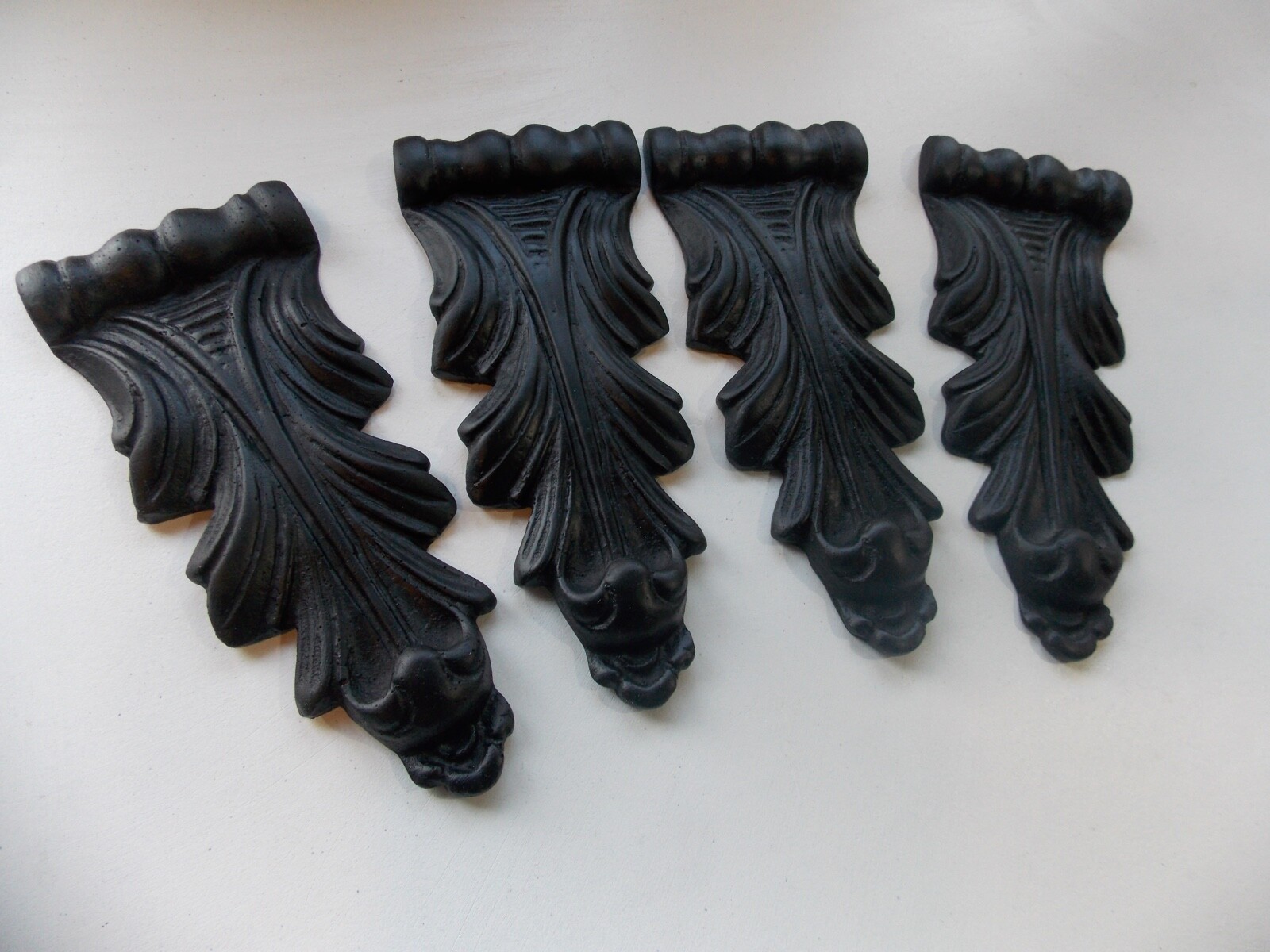 Armario adornado armario hojas de acanto cuatro molduras decorativas onlay