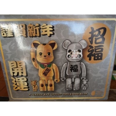 Gold Daruma Bearbrick Be@rbrick Bape Maneki Neko Gold Plated
