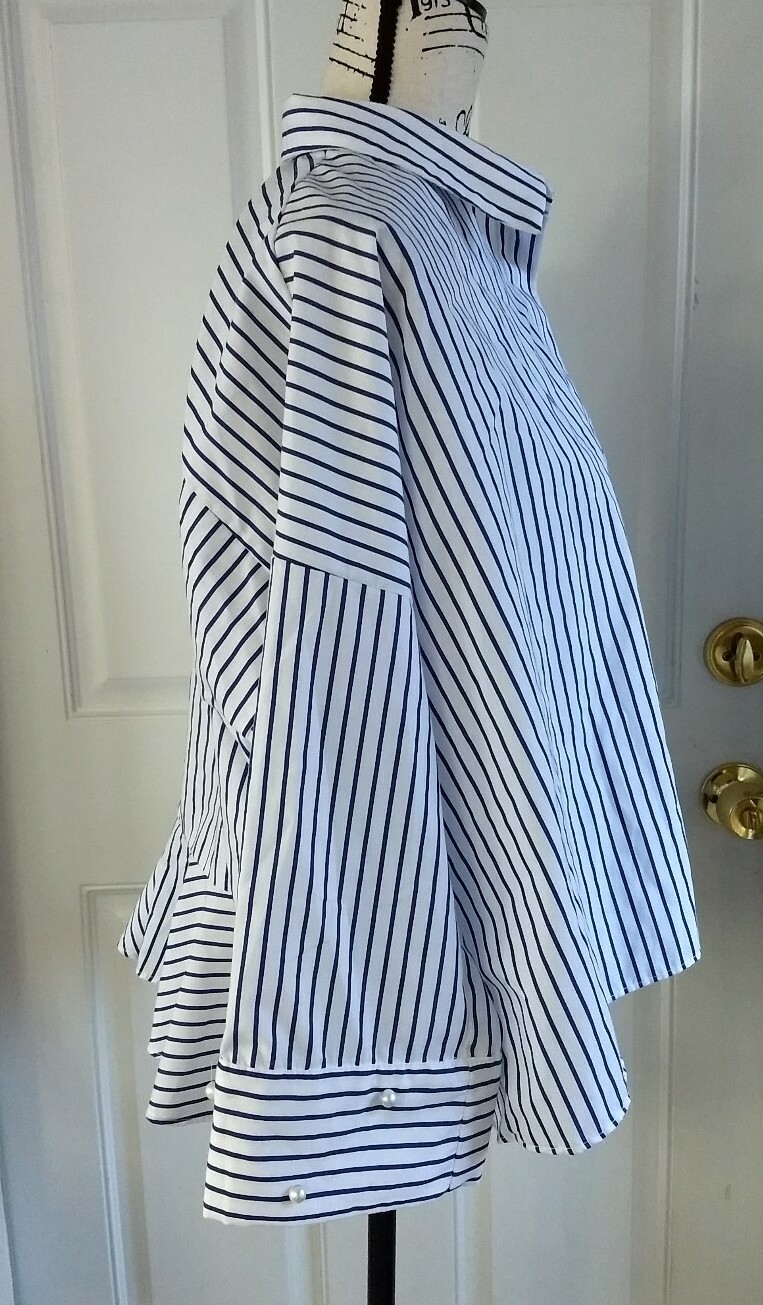 Zara Basic Collection White Blue Pin Stripes Butt… - image 5