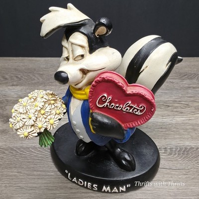 Vintage Pepé Le Pew Statue - ''Ladies Man''- 1994 Warner Bros.  Looney Tunes Rare