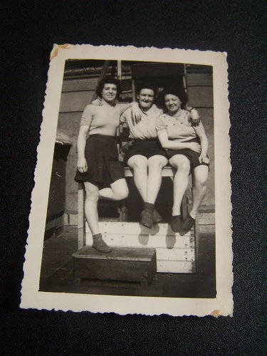 WW2 Military 3 Women Outside Barracks Camp Vintage Photo