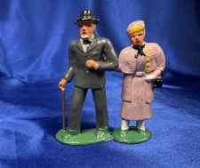 Barclay Walking Couple Figures