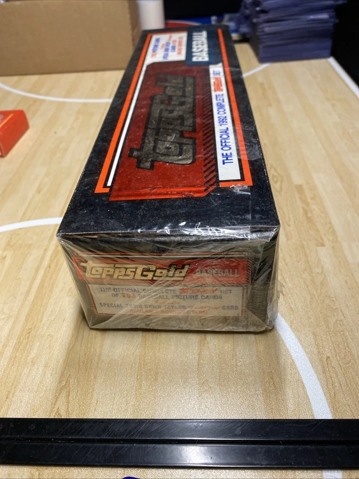 Полный комплект 1992 Topps Gold в заводской упаковке - Изображение 2 из 4