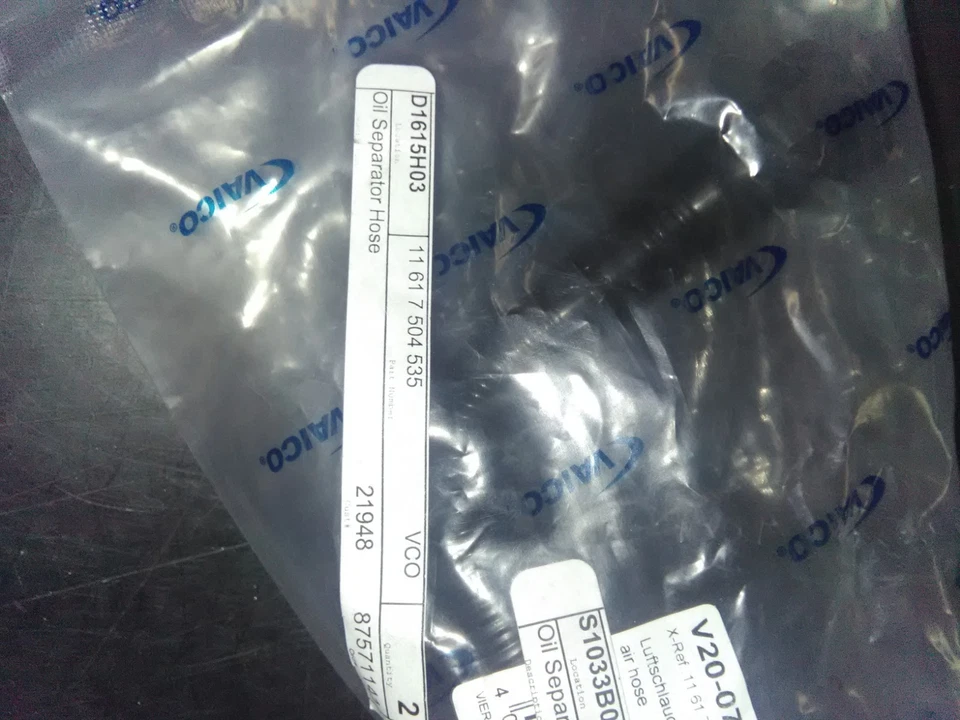 Manguera respirador cárter motor separador motor a aceite - Valco # 11617504535 Foto 2 de 3