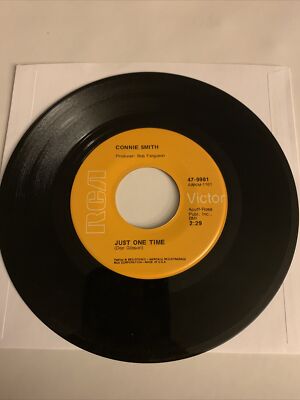 CONNIE SMITH ''JUST ONE TIME/Don't Walk Away'' RCA VICTOR (47-9981) 1971 45 & TS