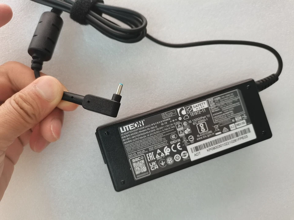 Адаптер оригинальный для Acer Acer Aspire 5 17 N22Q26 19 В 4,74 А PA-1900-32 3,0 мм 90 Вт - Изображение 4 из 4