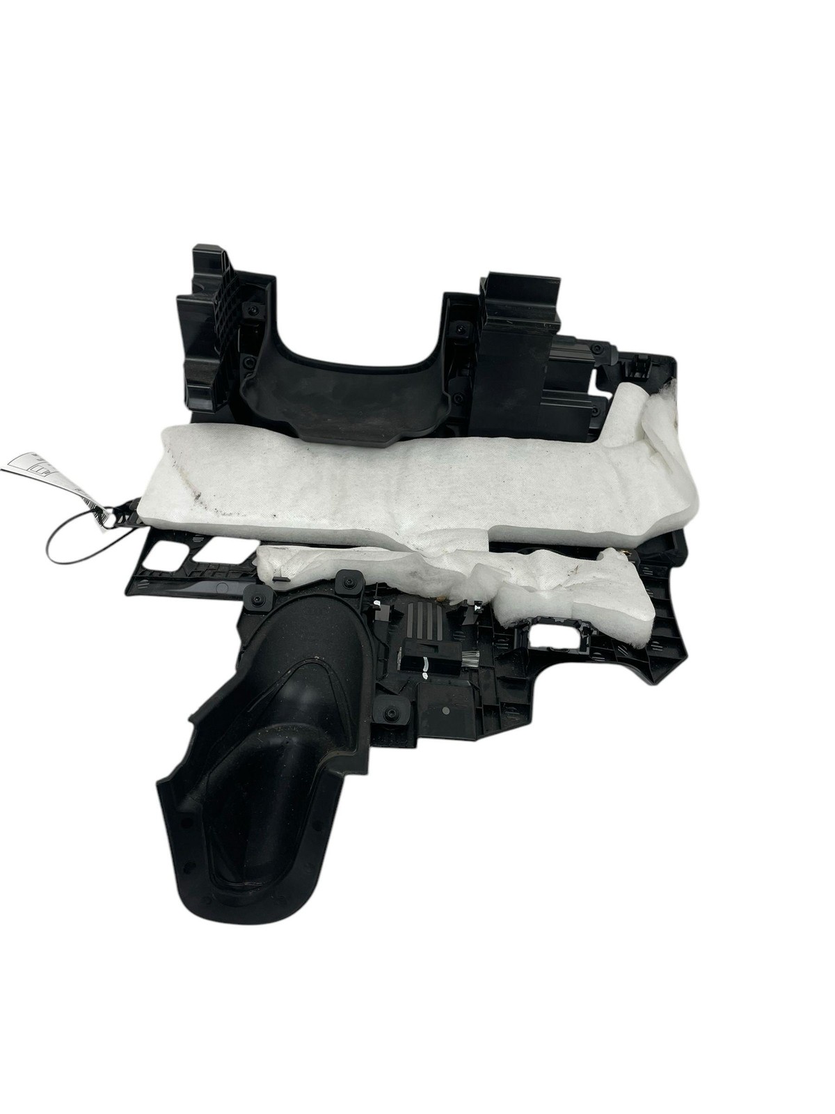 2016-2020 BENTLEY BENTAYGA DRIVER KICK PANEL FRONT LEFT SIDE LOWER DASH COVER