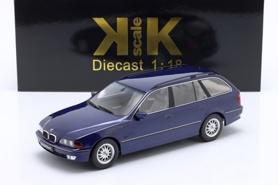 BMW 530d (E39) Touring Baujahr 1997 blau metallic 1:18 KK-Scale