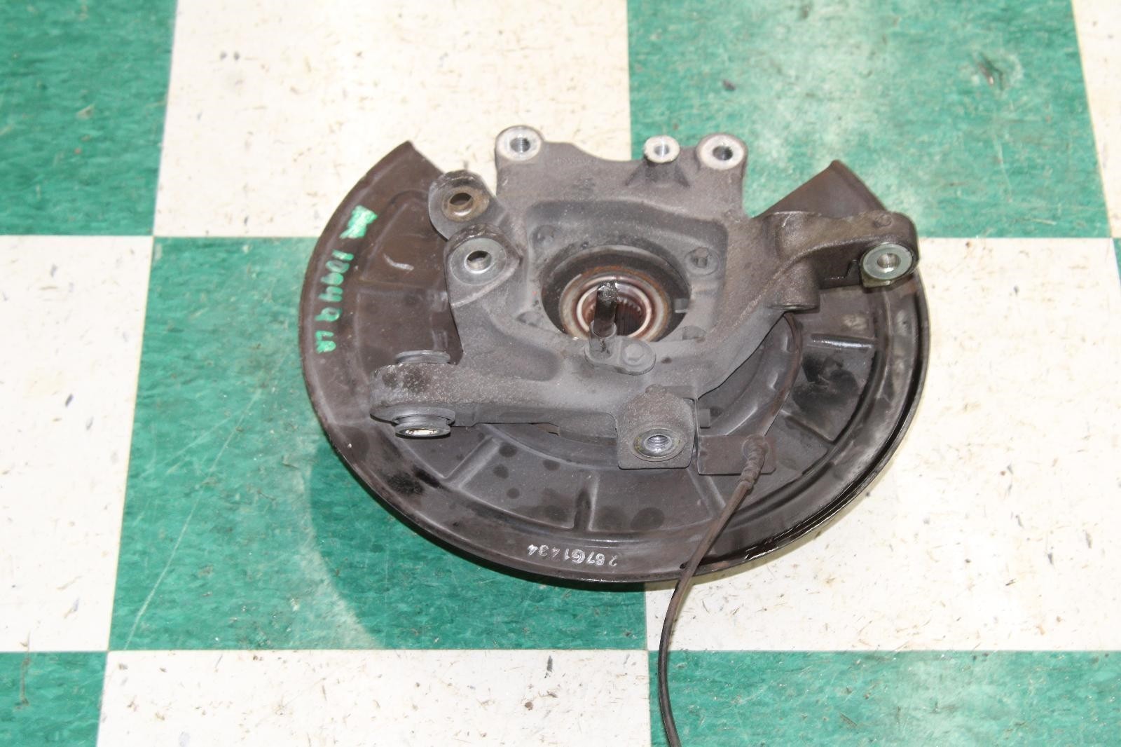 14-20 Ghibli RWD Driver LR Left LH Rear Back Spindle Hub Bearing Assy OEM OE WTY