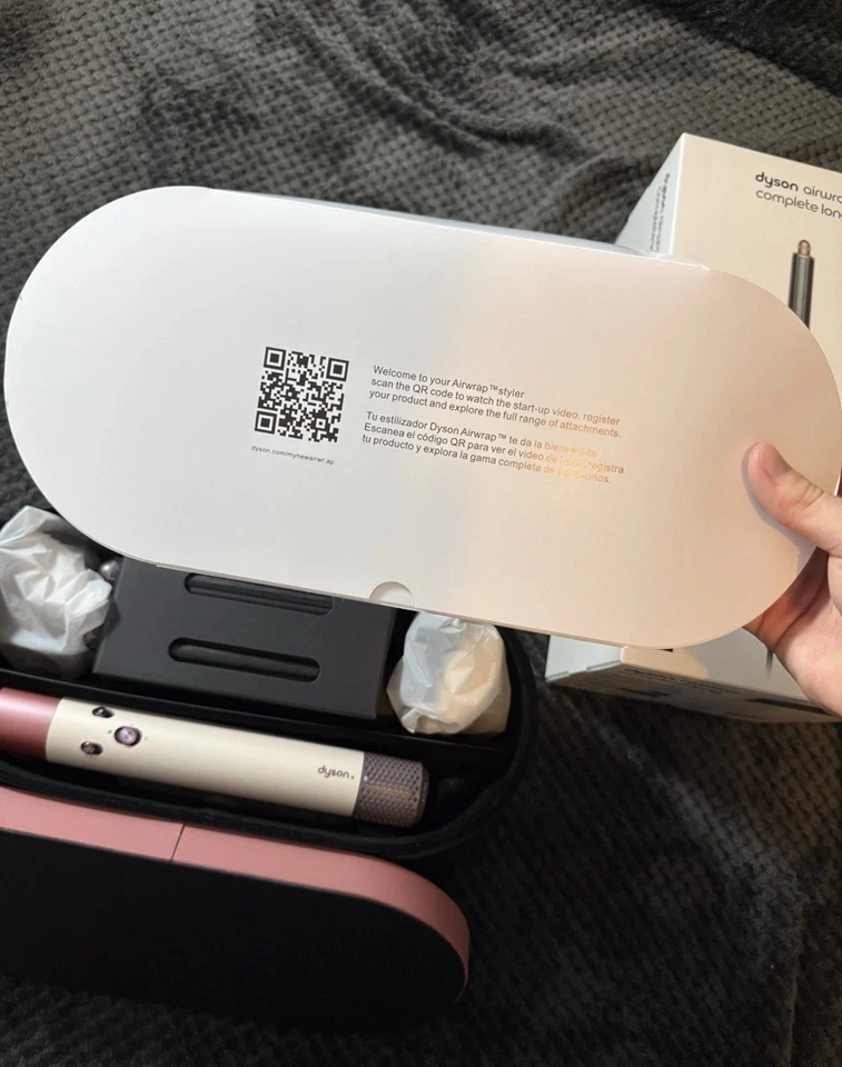 Dyson Airwrap i.d. Multi-Styler NEXT DAY DELIVERY AVAILABLE - Image 3 of 4