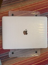 White Crocodile Laptop Case Vegan leather Case Macbook Pro 13 Pro Apple MacBook