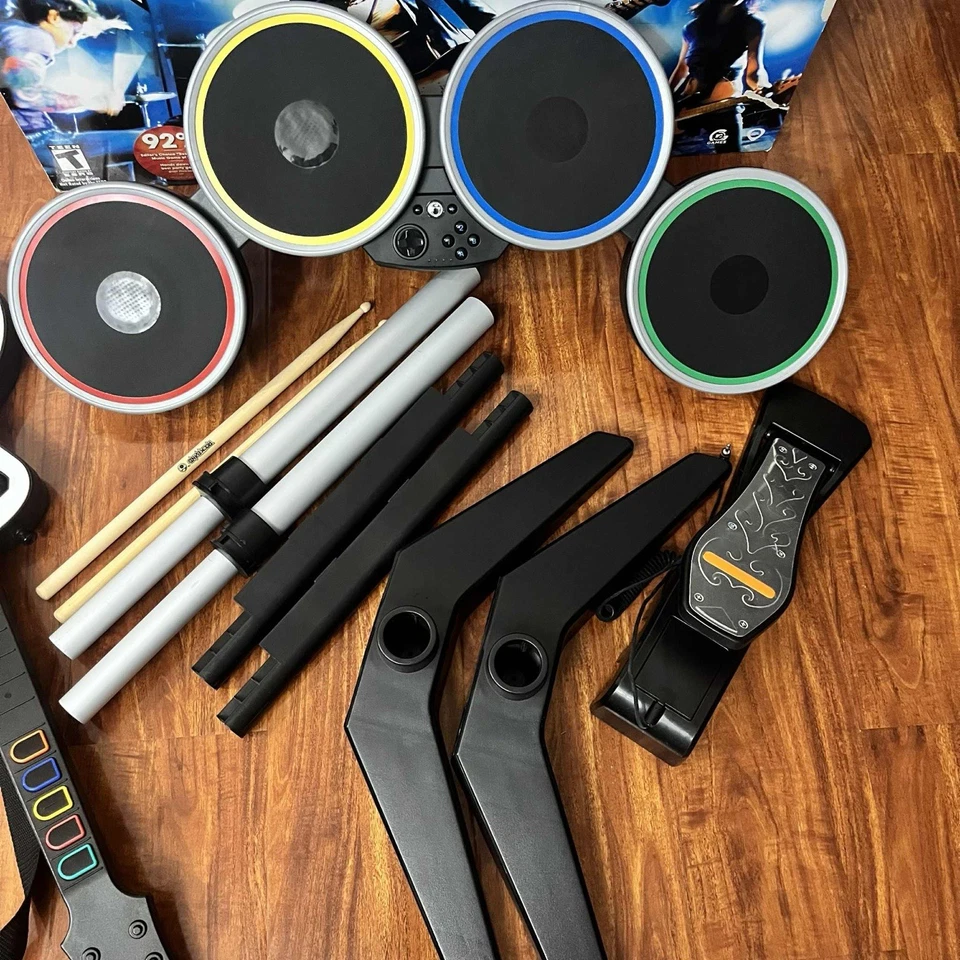 Rock Band 2 Edición Especial Para Wii Batería, Micrófono, Guitarra y Juego ¡EN CAJA! Foto 4 de 4